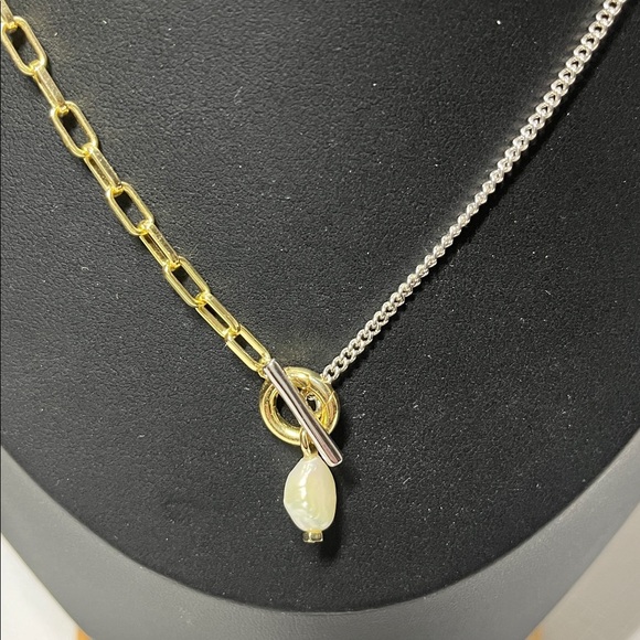 Kendra Scott Leighton Convertible Mixed Metal Pearl Chain Necklace. - Picture 3 of 6